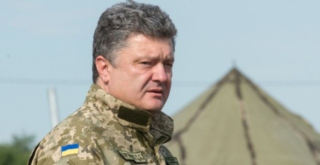 Украине нужно быть готовой к худшим вариантам решения конфликта — Порошенко может ввести военное положение после встречи в Минске