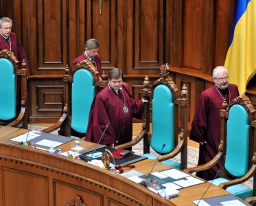 Люстрація суддів Януковича переноситься ще на півроку