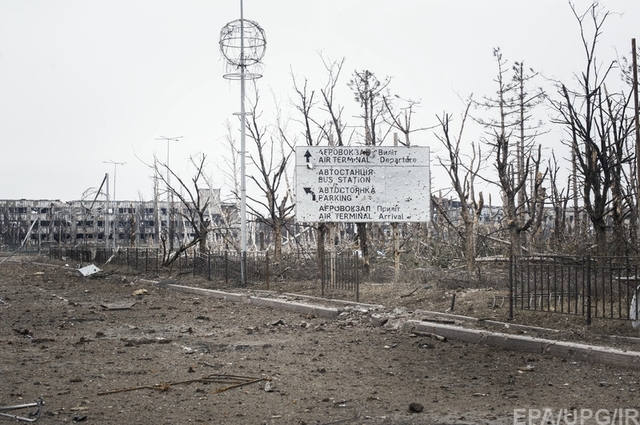 Эксперты рассказали, для чего террористам взлетно-посадочная полоса аэропорта в Донецке