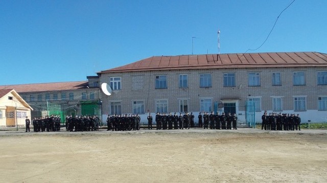 Заключенные ЛИУ-3 Нижегородской области подняли бунт и жгут бараки