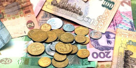 Будні окупації: в «ДНР» власників магазинів «розводять» українською гривнею