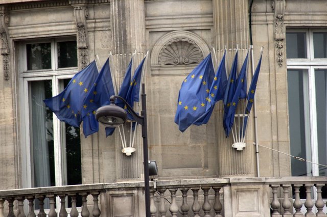Совет ЕС одобрил отмену виз для Украины