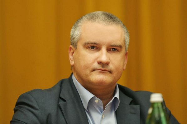 "Политические судороги" Аксенова?