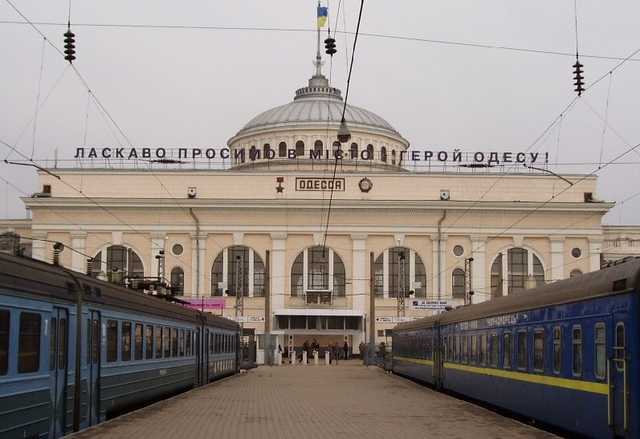 Давнее дело: чиновник Одесской железной дороги не понес наказания за подлог и продолжает работать