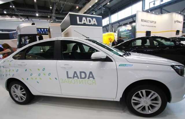 «АвтоВАЗ» приостановит сборку автомобилей из-за нехватки комплектующих