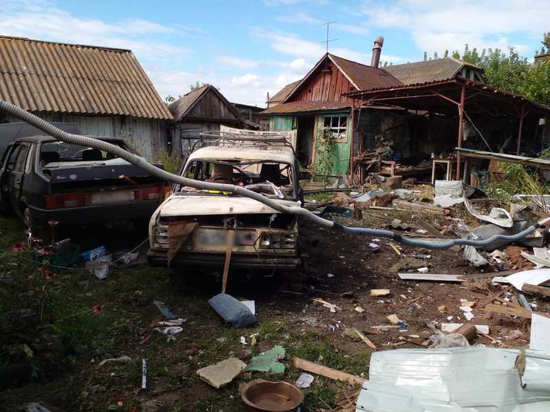 При обстреле села в Курской области пострадали три человека