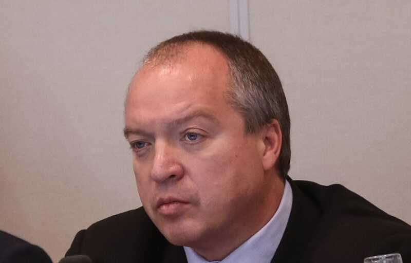Тюрьма, бизнес и долг: Захар Абуханов рассказал о начале карьеры Алишера Усманова и Андрея Скоча