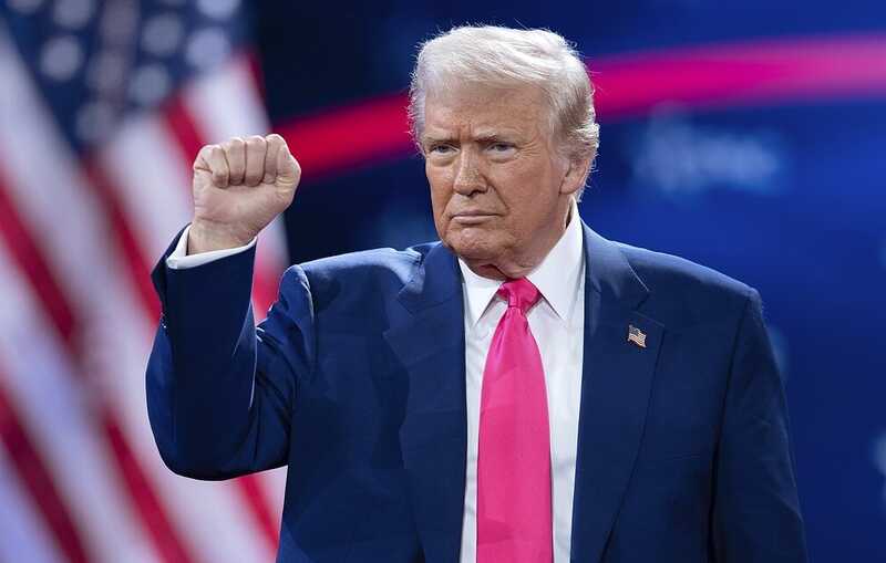 Верховный суд США предоставил Трампу возможность лишить 500 тысяч мигрантов их легального статуса
