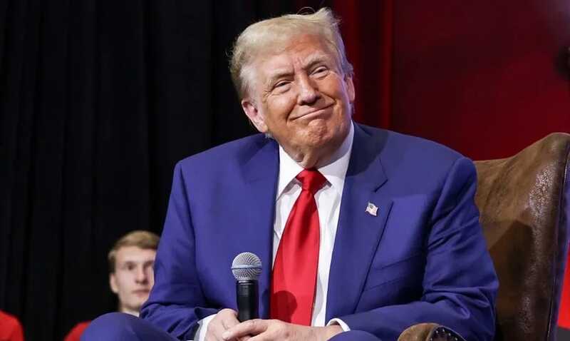 Трамп обрушился с критикой на CNN и MSNBC за сомнения в ударах по Ирану