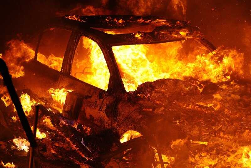 В Липецкой области загорелась колонна автомобилей Минобороны после ДТП