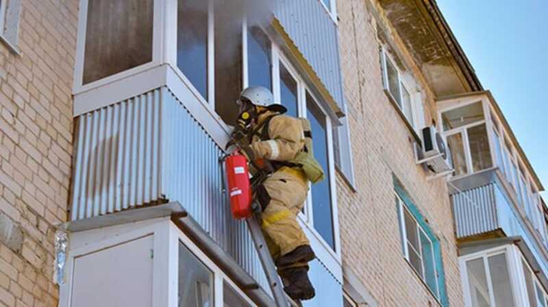 В Заречье загорелась квартира в жилом доме
