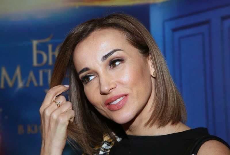 «Кривой, косой, болит»: Анфиса Чехова получила травму при заправке постели