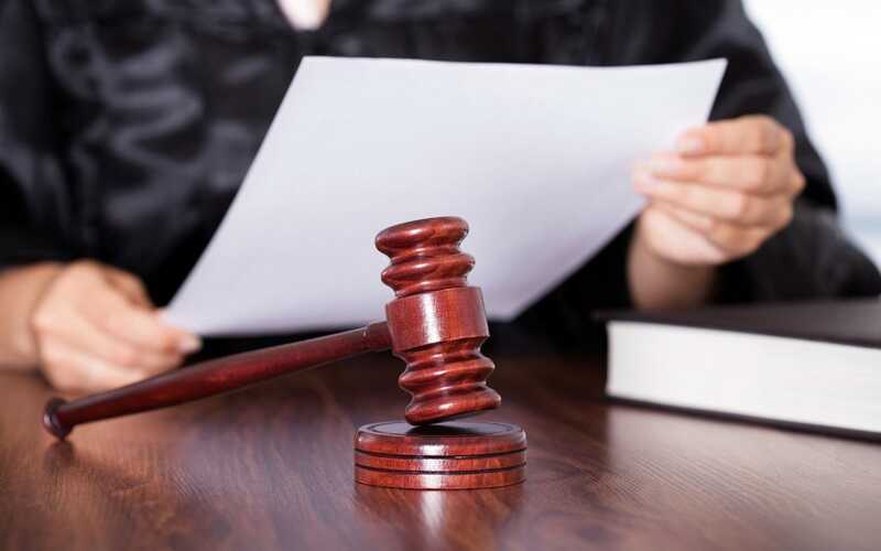 Чиновников Тверской области заставили платить по 50 рублей в день за задержку с жильём сироты