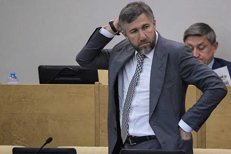 Депутат Григорий Аникеев превратил Дубай в штаб-квартиру своего бизнеса