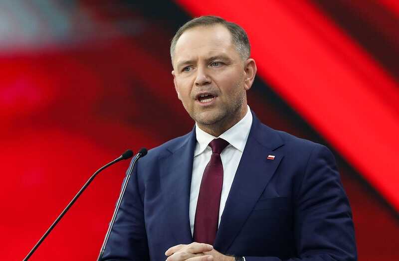 Президент Польши наложил вето на выплаты безработным украинским беженцам