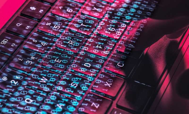 Новый компьютерный вирус PromptLock генерирует вредоносный код через искусственный интеллект