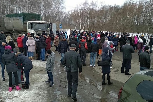 В Коломне задержан священник, перегородивший дорогу мусоровозу к свалке «Воловичи»