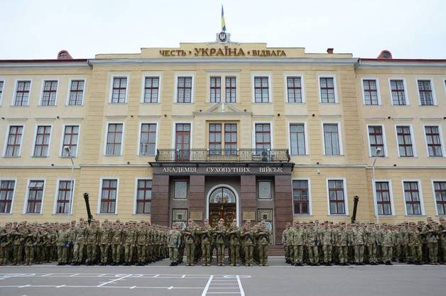 На Львовщине повесился сотрудник Академии сухопутных войск