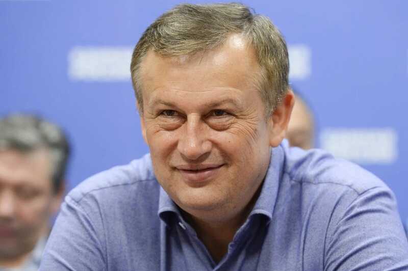 Команда Александра Дрозденко теряет миллиарды на недострое Дома культуры в Приморске